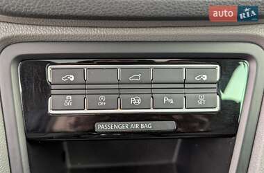 Минивэн Volkswagen Sharan 2011 в 