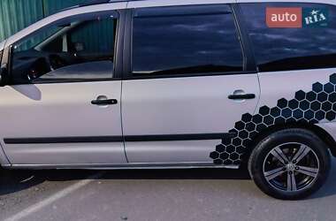Минивэн Volkswagen Sharan 2001 в 