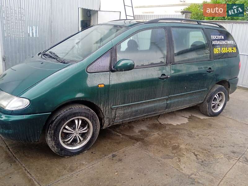Минивэн Volkswagen Sharan 1997 в Бориславе
