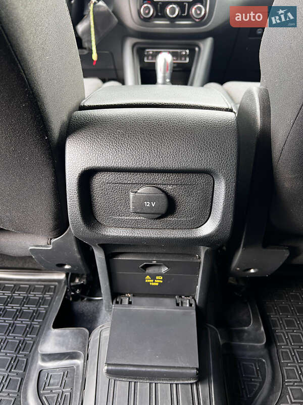 Минивэн Volkswagen Sharan 2015 в Тячеве