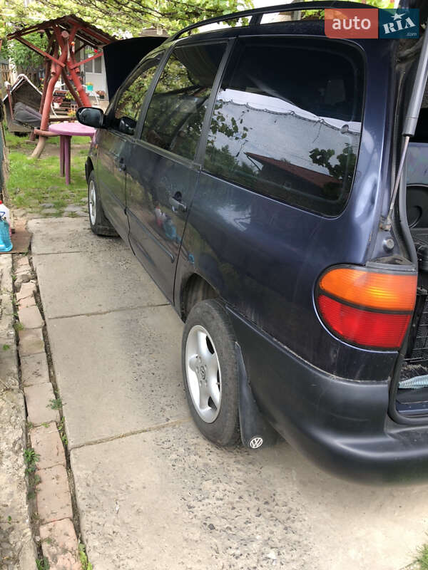 Мінівен Volkswagen Sharan 1996 в Чопі