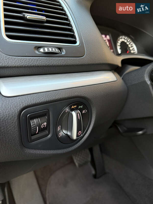 Мінівен Volkswagen Sharan 2015 в Одесі