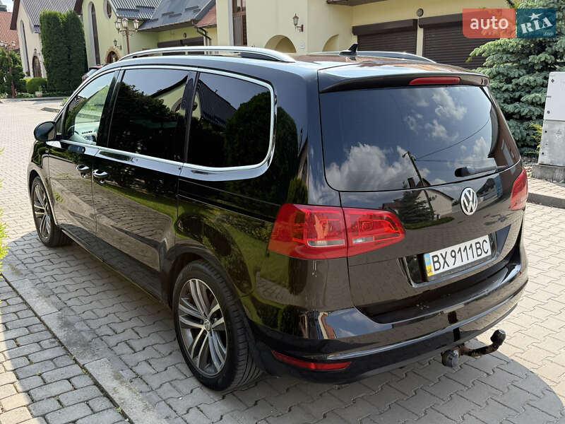 Минивэн Volkswagen Sharan 2013 в Хмельницком