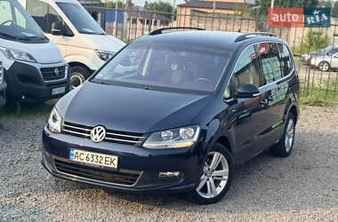 Минивэн Volkswagen Sharan 2012 в 