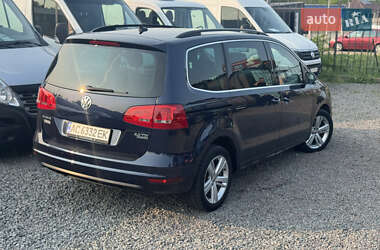 Минивэн Volkswagen Sharan 2012 в 