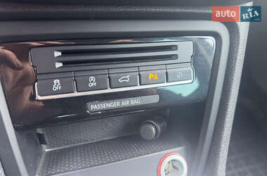 Минивэн Volkswagen Sharan 2012 в 