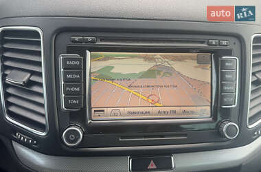 Минивэн Volkswagen Sharan 2012 в 