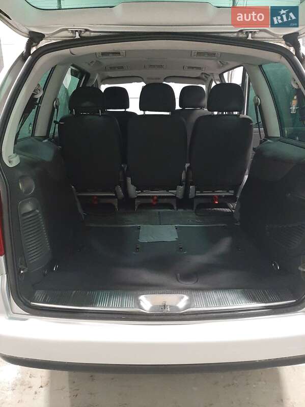 Минивэн Volkswagen Sharan 2003 в Ивано-Франковске