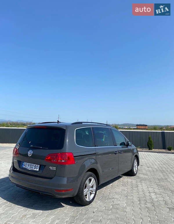 Минивэн Volkswagen Sharan 2012 в Ужгороде