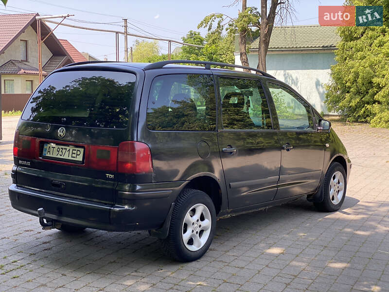 Минивэн Volkswagen Sharan 2001 в Калуше