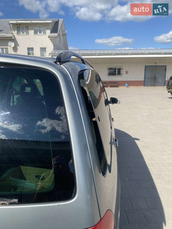 Минивэн Volkswagen Sharan 2004 в Тернополе фото 9 Минивэн Volkswagen Sharan 2004 в Тернополе