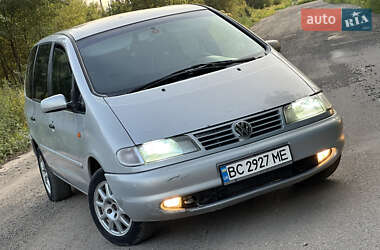 Минивэн Volkswagen Sharan 2000 в Стрые