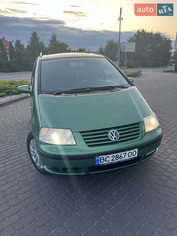 Минивэн Volkswagen Sharan 2003 в Хмельницком