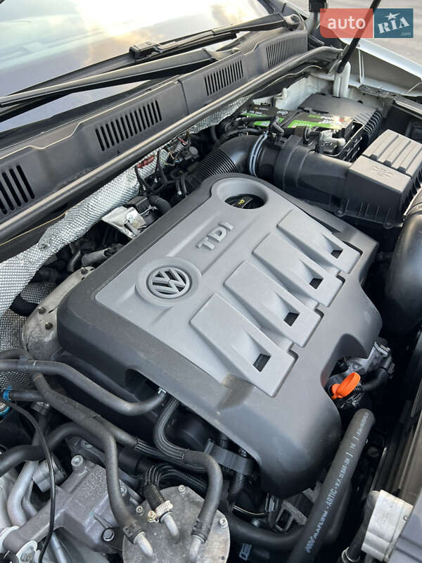 Минивэн Volkswagen Sharan 2012 в Черновцах