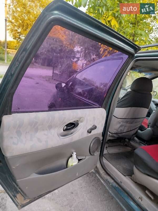 Минивэн Volkswagen Sharan 1996 в Жовкве фото 7 Минивэн Volkswagen Sharan 1996 в Жовкве