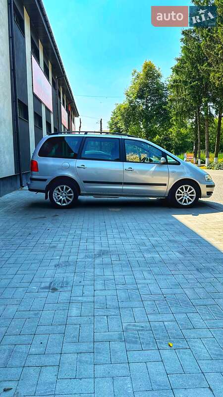 Мінівен Volkswagen Sharan 2002 в Умані