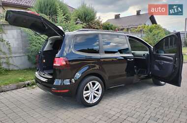 Мінівен Volkswagen Sharan 2016 в 