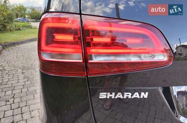 Мінівен Volkswagen Sharan 2016 в 