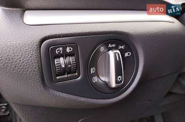 Мінівен Volkswagen Sharan 2016 в 