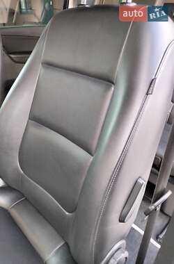 Мінівен Volkswagen Sharan 2016 в 