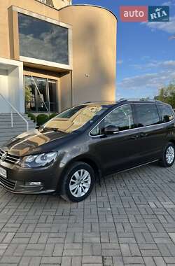 Мінівен Volkswagen Sharan 2014 в Чернівцях