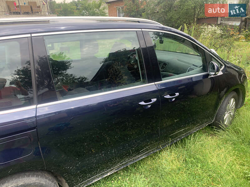 Минивэн Volkswagen Sharan 2010 в Львове