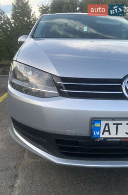 Минивэн Volkswagen Sharan 2013 в 