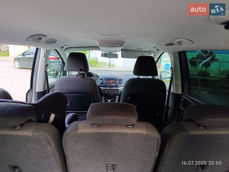 Минивэн Volkswagen Sharan 2012 в Самборе