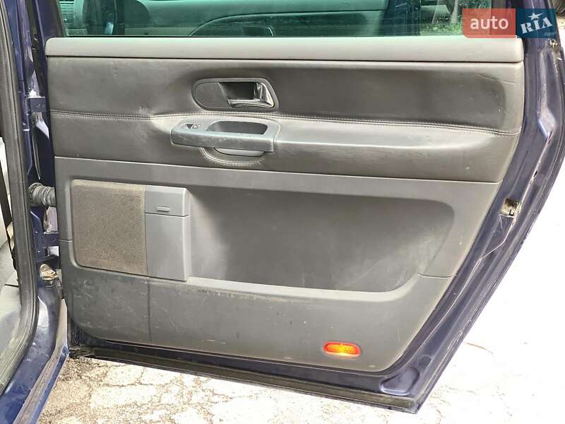 Минивэн Volkswagen Sharan 2001 в Виннице