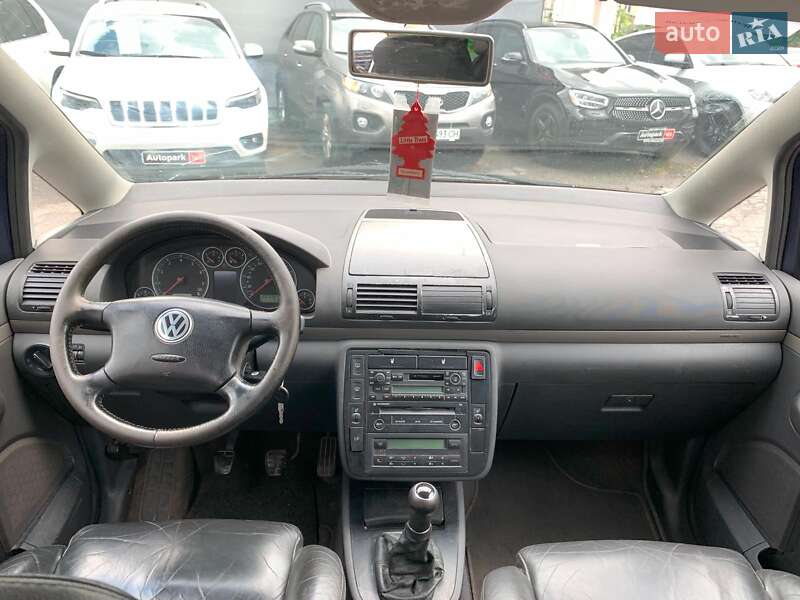 Минивэн Volkswagen Sharan 2001 в Виннице