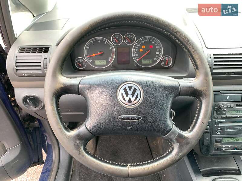 Минивэн Volkswagen Sharan 2001 в Виннице
