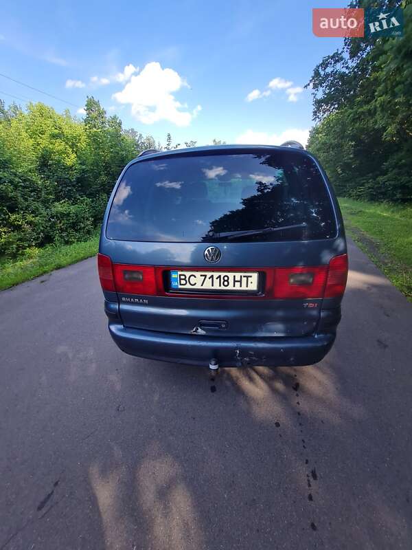 Минивэн Volkswagen Sharan 2002 в Шептицькому