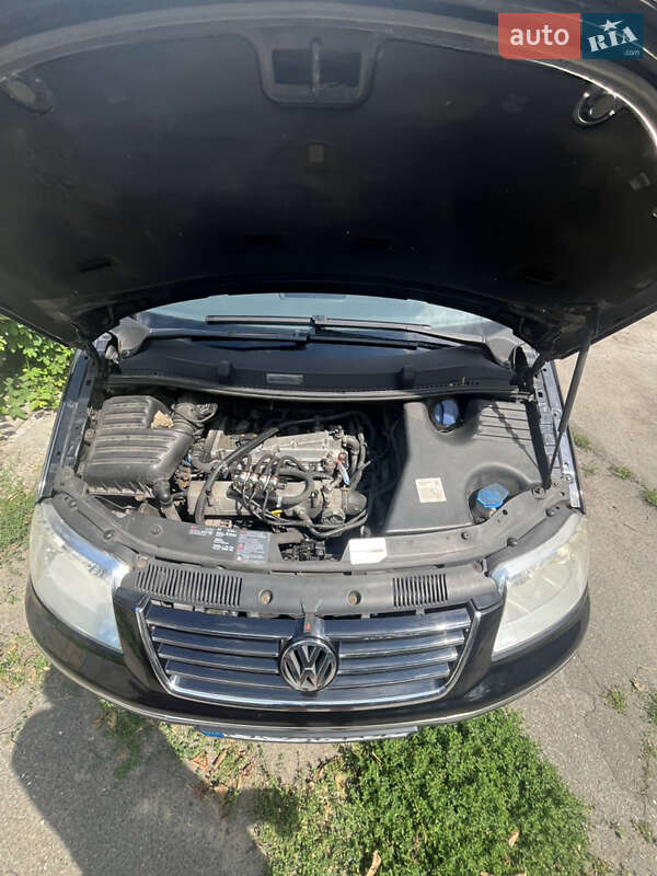 Минивэн Volkswagen Sharan 2006 в Киеве