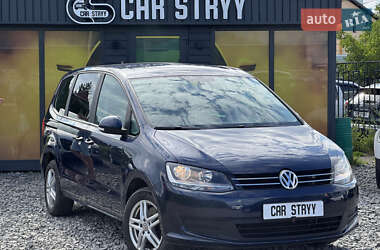 Мінівен Volkswagen Sharan 2015 в Стрию