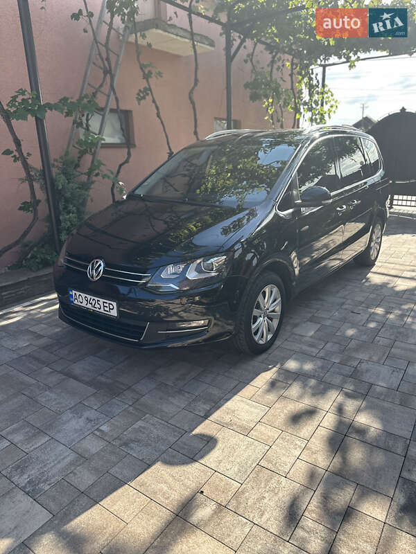 Мінівен Volkswagen Sharan 2014 в Іршаві