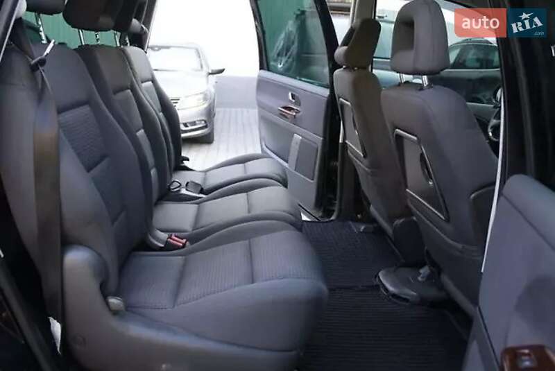 Минивэн Volkswagen Sharan 2006 в Черноморске