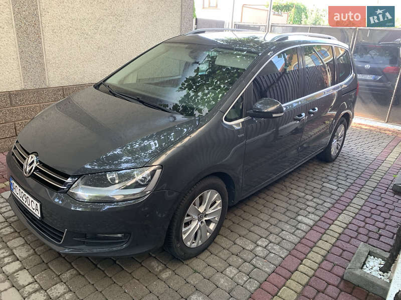 Мінівен Volkswagen Sharan 2013 в Іршаві