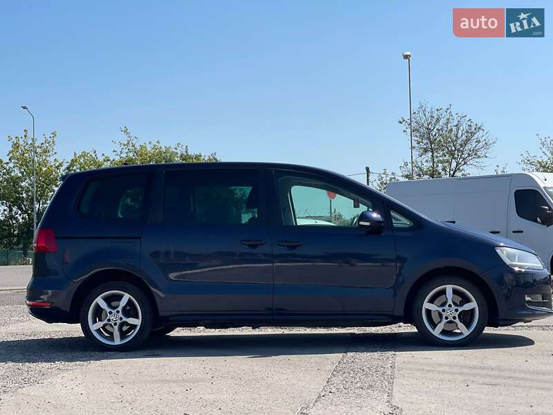 Минивэн Volkswagen Sharan 2013 в Ужгороде