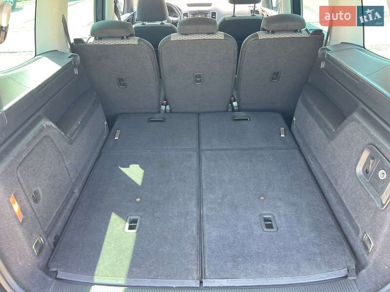 Минивэн Volkswagen Sharan 2013 в Ужгороде