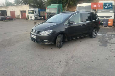 Минивэн Volkswagen Sharan 2014 в Николаеве