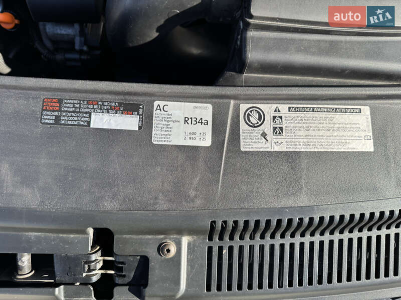 Мінівен Volkswagen Sharan 2012 в Львові