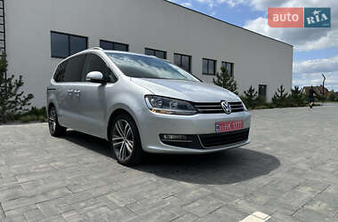 Минивэн Volkswagen Sharan 2017 в 