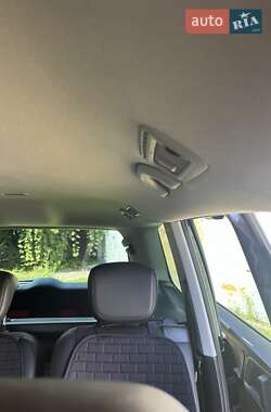 Минивэн Volkswagen Sharan 2015 в 