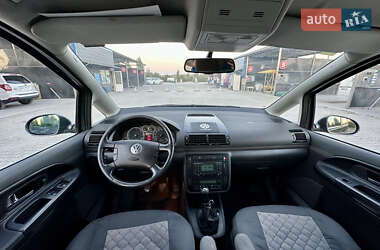 Минивэн Volkswagen Sharan 2007 в 
