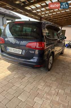 Минивэн Volkswagen Sharan 2011 в 