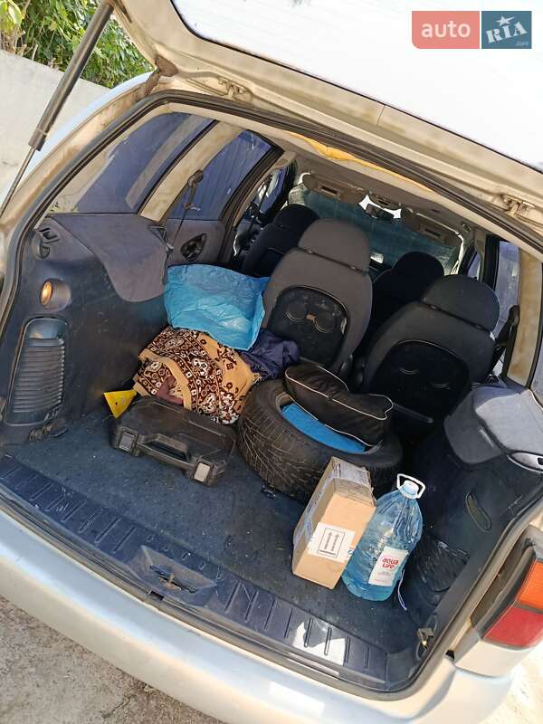 Мінівен Volkswagen Sharan 1996 в Борисполі