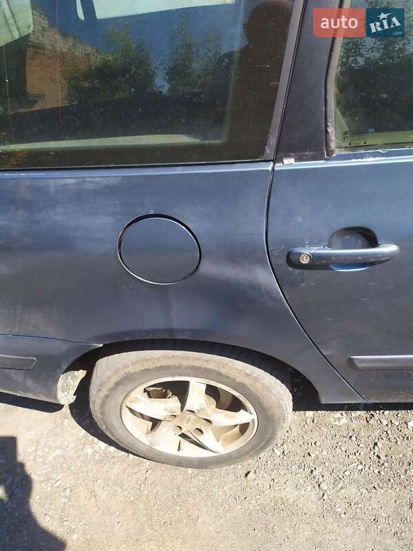 Мінівен Volkswagen Sharan 2001 в Хмельницькому фото 4 Мінівен Volkswagen Sharan 2001 в Хмельницькому