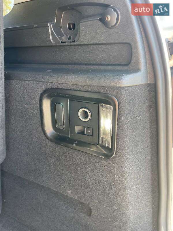 Минивэн Volkswagen Sharan 2011 в Харькове