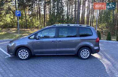Минивэн Volkswagen Sharan 2011 в 