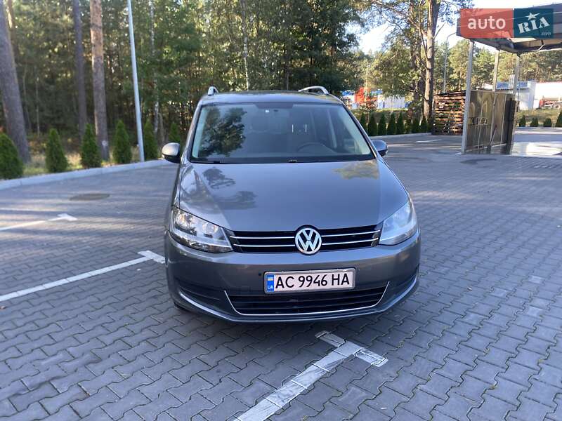 Минивэн Volkswagen Sharan 2010 в Маневичах